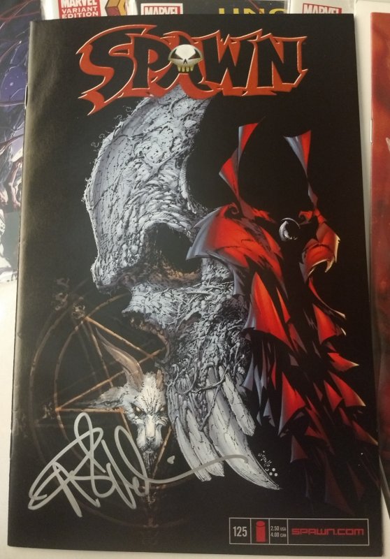 Spawn #125 NM Signed by ANGEL MEDINA