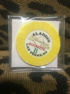 20 ALADDIN CASINO ROULETTE CHIPS - RARE - VEGAS NM YELLOW COLLECTION