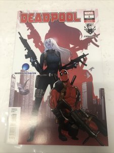 Deadpool (2018) # 1 Variant • Marvel Comics • Skottie Young • Nic Klein •Hepburn