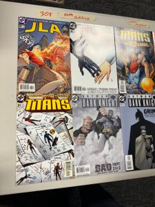 Lot of 10 Comic Lot (see pictures) 308-24