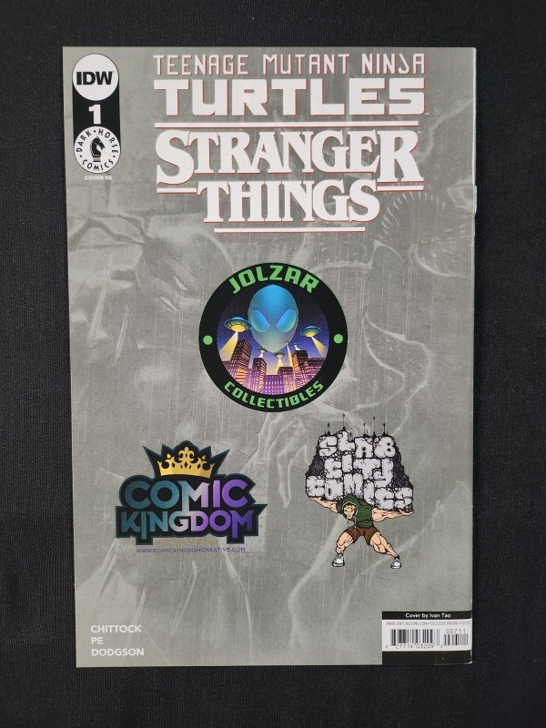 TMNT/Stranger Things 3PC #1-2 - Ivan Tao & Fero Pe Virgin Variant (9.0/9.2) 2023