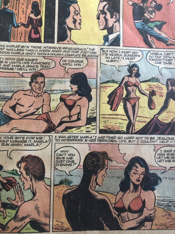 Suspense 10,(1951)glued cover, vampire&lingerie bikini panels