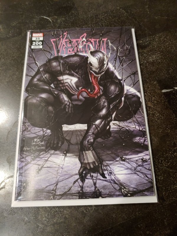 VENOM #35 200TH ISSUE INHYUK LEE EXCLUSIVE