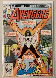 Avengers #227 Marvel 1st Series 2nd appearance New Captain Marvel 6.0 FN (1983)