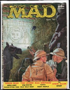 Mad #32 (1957) Alfred E. Neuman