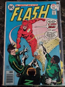 The Flash #330 (DC, 1984) NM