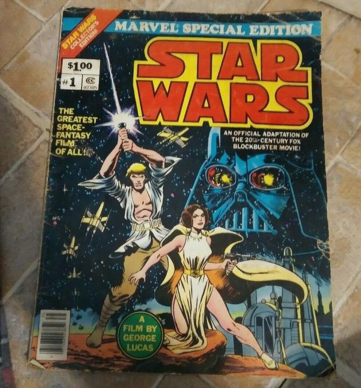 STAR WARS # 1  1977 MARVEL SPECIAL EDITION OVER-SIZED GEORGE LUCAS W MOVIE PHOTO