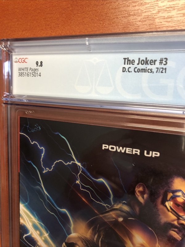 The Joker (2018) # 3 (CGC 9.8 WP) Guillem March Cover