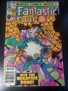 Fantastic Four #251 VF Newsstand Marvel Comics c245