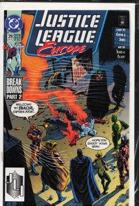 Justice League Europe #29 (1991) Captain Atom