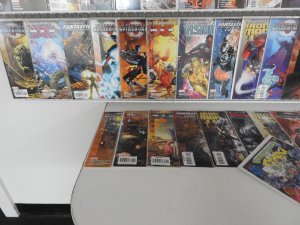 Huge Lot 140+ W/ X- Men, Spiderman, Wolverine Avg VF/NM Condition.