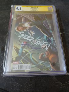 SPIDER-GWEN #7 CGC 9.8 SS SIGNED BY  J. SCOTT CAMPBELL (CAMPBELL VARIANT COVER)