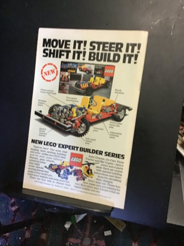 Super Friends #17 (1979) Water Monster! High grade! VF/NM Wow!