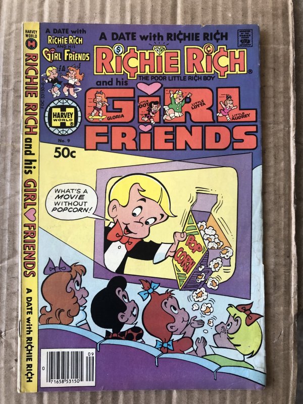 Richie Rich & His Girlfriends #9