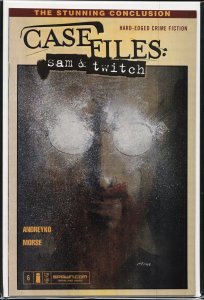 Case Files: Sam & Twitch #6 (2003)