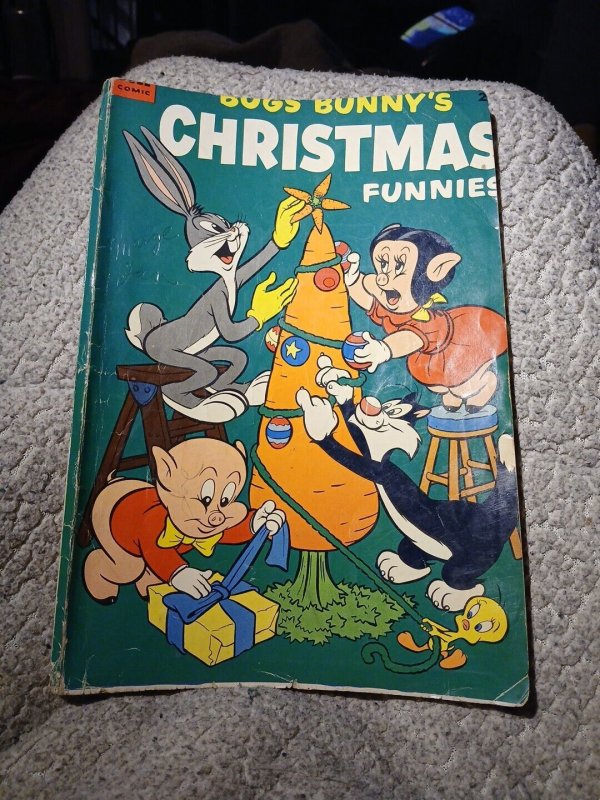 Bugs Bunny's Christmas Funnies 4 Dell Comics 1953 Trimming Tree Tweety Bird