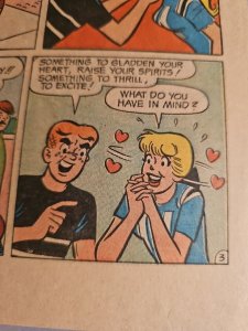 1968 BETTY AND VERONICA 154 Archie's Girls No Credits VG-FINE