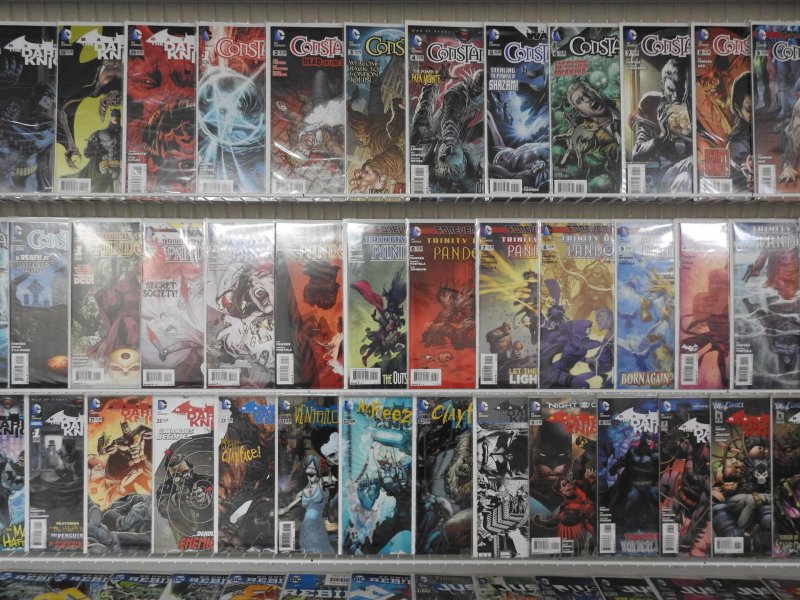 Huge Lot 170+ Comics W/Batman, Constantine, Phantom Stranger+ Avg NM- Condition!