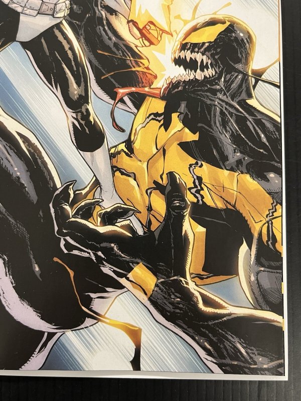 VENOM #254 1:25 LEINIL YU Var MARVEL 2026 NM IN-HAND PROSHIPPER