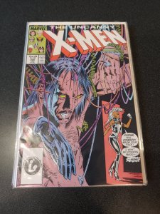 THE UNCANNY X-MEN #220