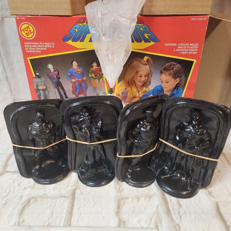 Vtg Batman Superman 1989 DC Comics Super Heroes Make Your Plaster Molding Set