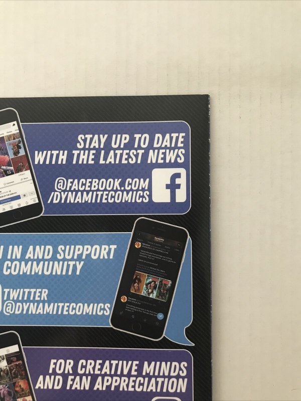 Vampirella Holiday Special 2021