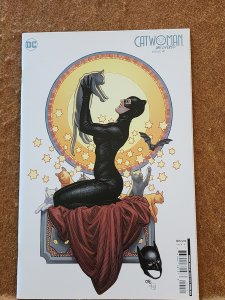 Catwoman: Uncovered Cho Cover (2023)