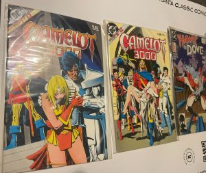 5 DC Comics Wonder Woman 1 + Justice Soceity 4 Hawk & Dove 1 Camelot 6 7 80 MT2