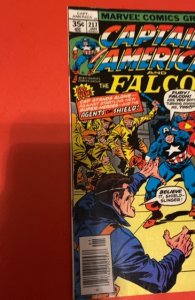 Captain America #217 (1978) 1st marvel boy/Quaser