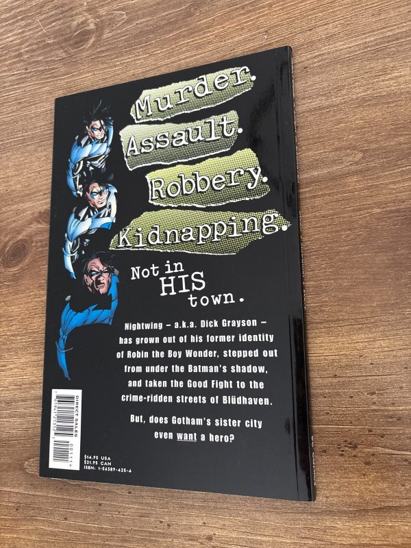 Nightwing A Knight In Bludhaven DC Comics TPB Graphic Novel Comic Book 5 J318