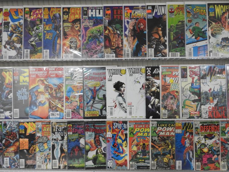 Huge Lot of 120+ Comics W/ Daredevil, Spider-Man, X-Men+ Avg VF- Condition