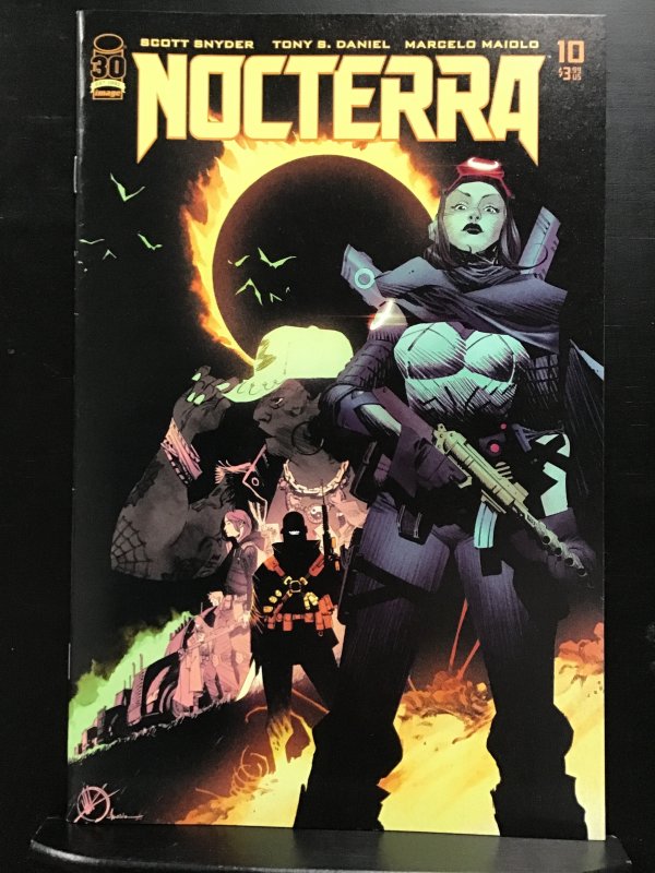 Nocterra #10 cover B