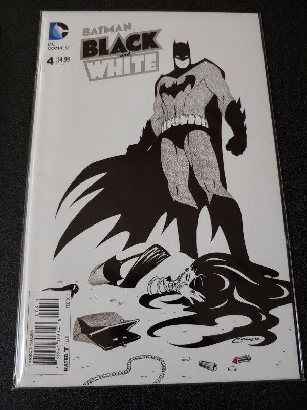 ​BATMAN BLACK & WHITE #4 NM NEAL ADAMS