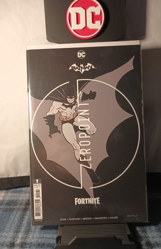 Batman/Fortnite: Zero Point #1 Mustard Cover (2021)