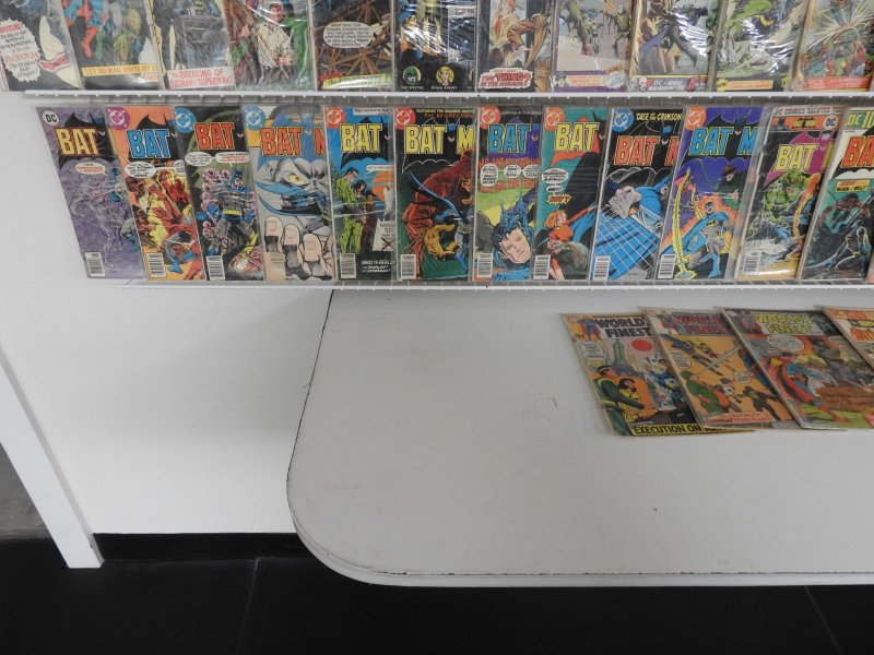 Huge Lot 120+ Silver/Bronze Comics W/ Batman, Detective Comics, +More! Avg GD+