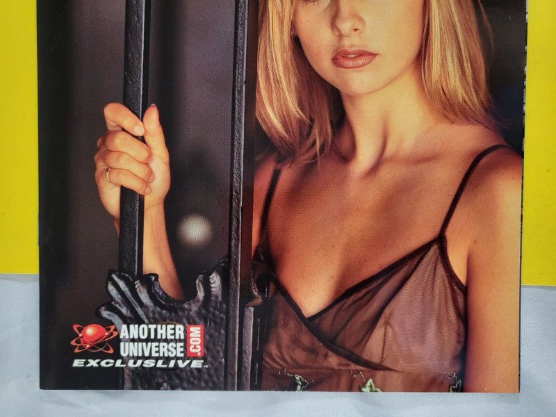 Buffy The Vampire Slayer #1 Another Universe Gold Foil Exclusive Variant-Error
