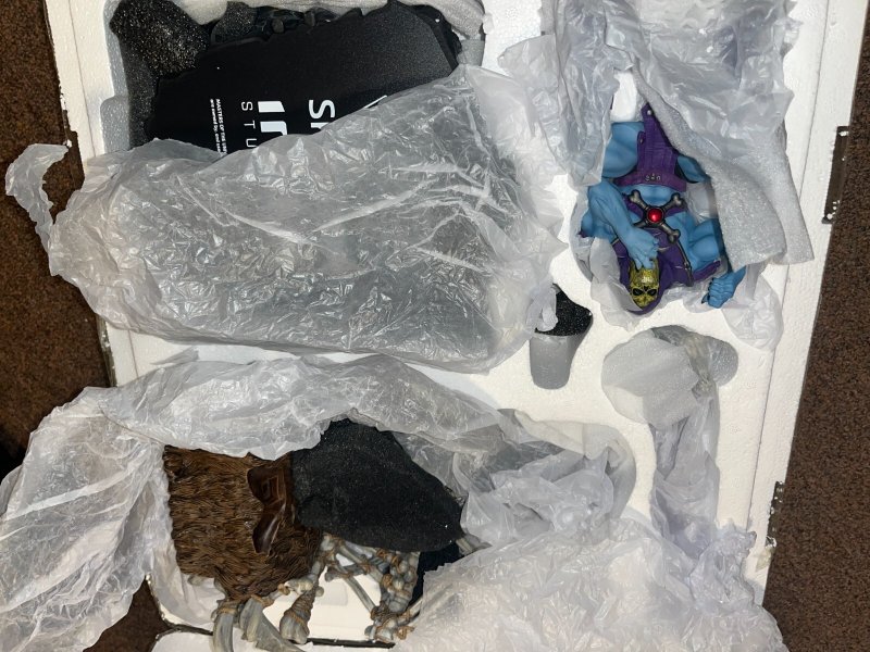 Iron Studios Masters of the Universe Skeletor on Throne Deluxe 1/10 Scale Statue