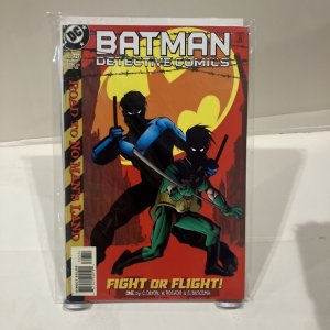 Batman: Detective Comics 727