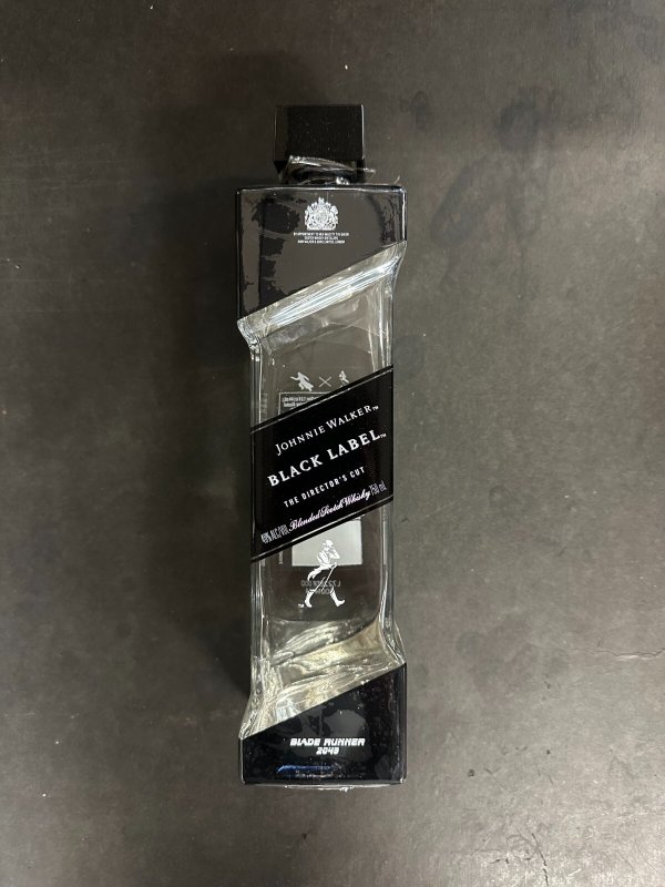 Johnnie Walker Black Label Blade Runner 2049 Director's Cut Empty Bottle + Box