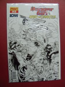 DANGER GIRL ARMY OF DARKNESS #3B B&W VARIANT COVER (VF/NM 9.0 OR BETTER) IDW