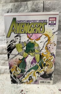 Avengers #44 Momoko Cover (2021)