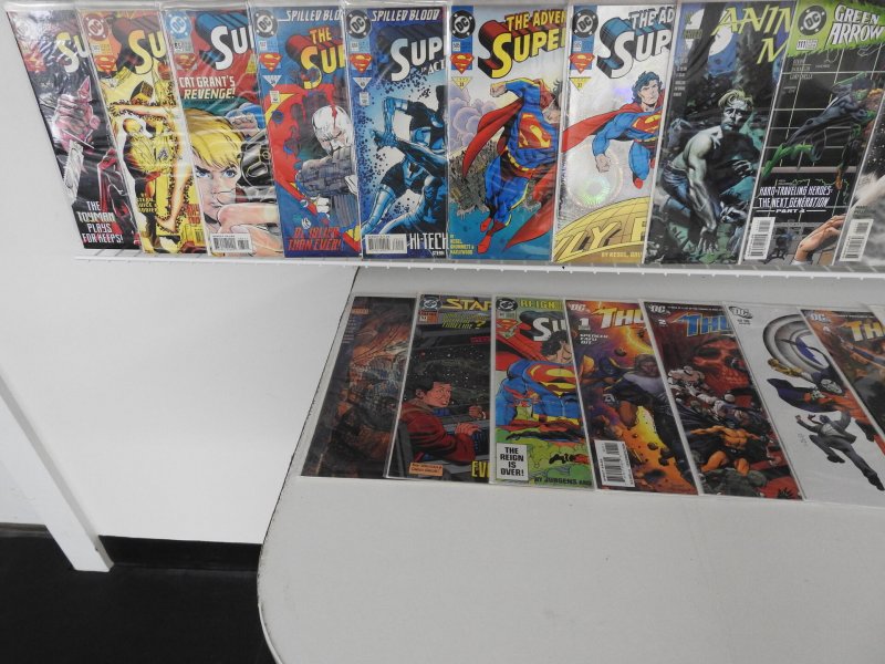 Huge Lot of 140+ Comics W/ Flash, Superman, Batman Avg. VF Condition.