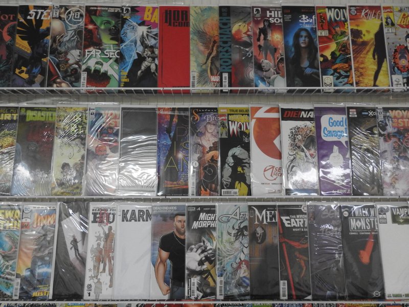 Huge Lot of 160 Comics W/ Fantastic Four, Wonder Woman, Superman Avg FN+