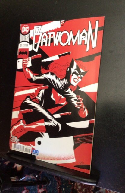 Batwoman: #11 Wonderland (2018) High grade VF Wow!