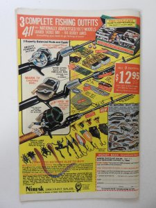 Fantastic Four #182 (1977) VG Condition 2 centerfold wraps detached top staple