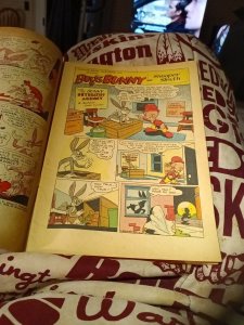 Bugs Bunny F.C.#200 Dell Publishing 1948  Golden Age Cartoon The Super Sleuth!