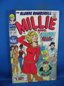 MILLIE THE MODEL 149 VF+ PAPER DOLL FASHIONS INTACT MARVEL 1967