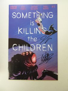 Something is Killing the Children #5 Signed Tynion & Dell'Edera no cert NM-