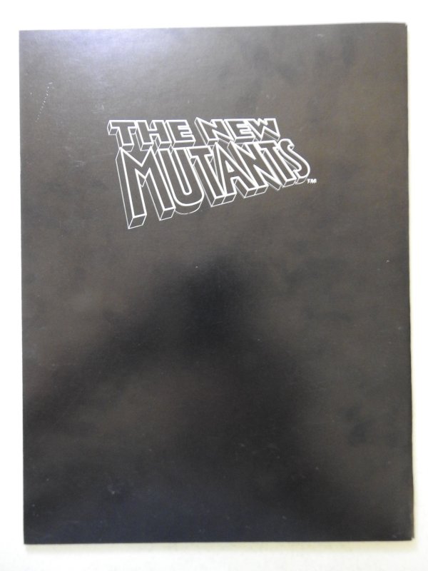 Marvel Graphic Novel #4 W/The New Mutants! 1st Print NM- Condition!!
