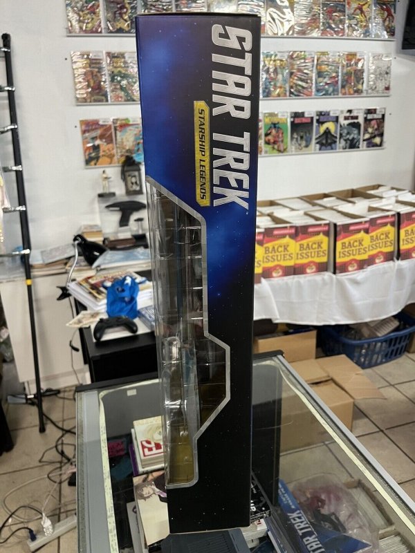 Diamond Select Art Asylum Star Trek Starship Legends USS Excelsior NCC-2000 2017